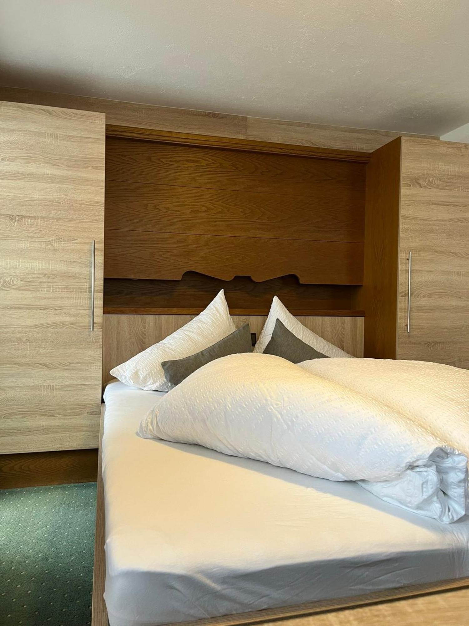 Apartamento Altes Holzhaus Sölden Exterior foto
