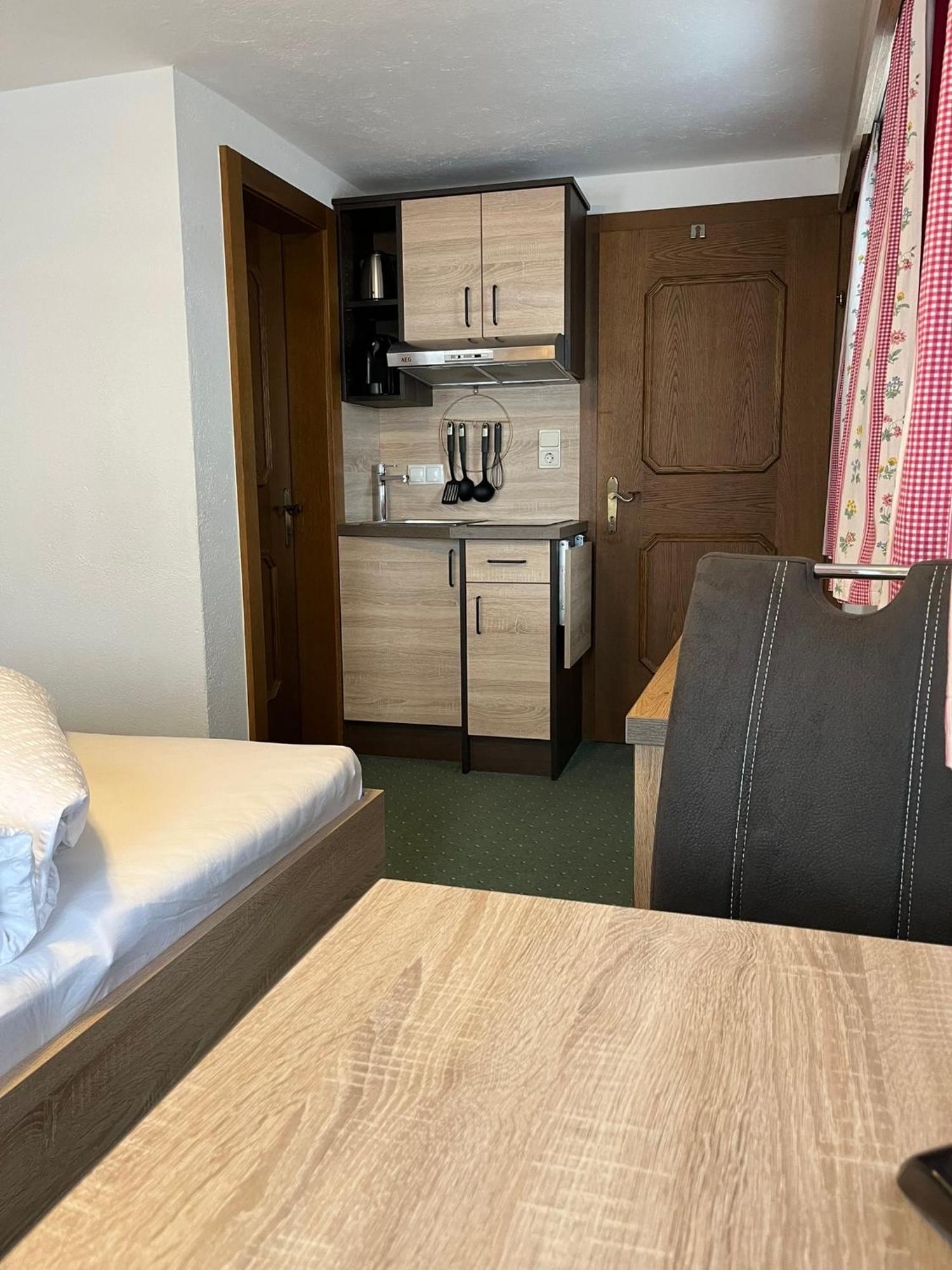 Apartamento Altes Holzhaus Sölden Exterior foto