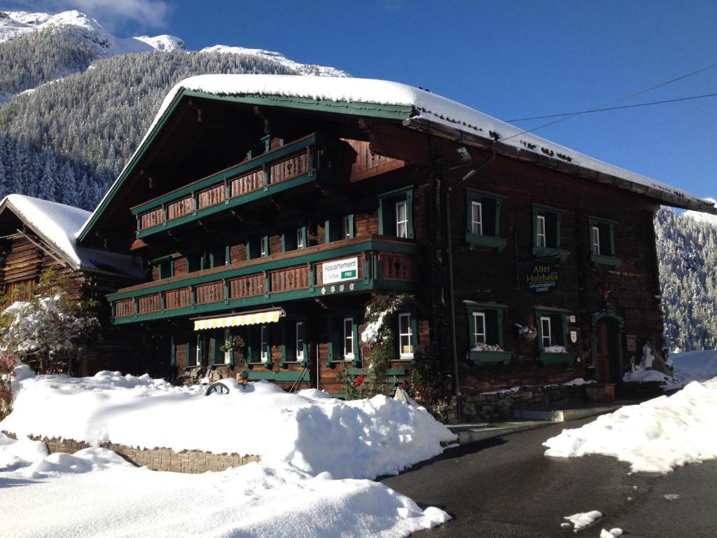 Apartamento Altes Holzhaus Sölden Exterior foto